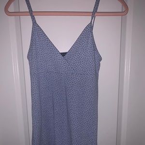 I bought this dress I have never worn it it’s in great condition